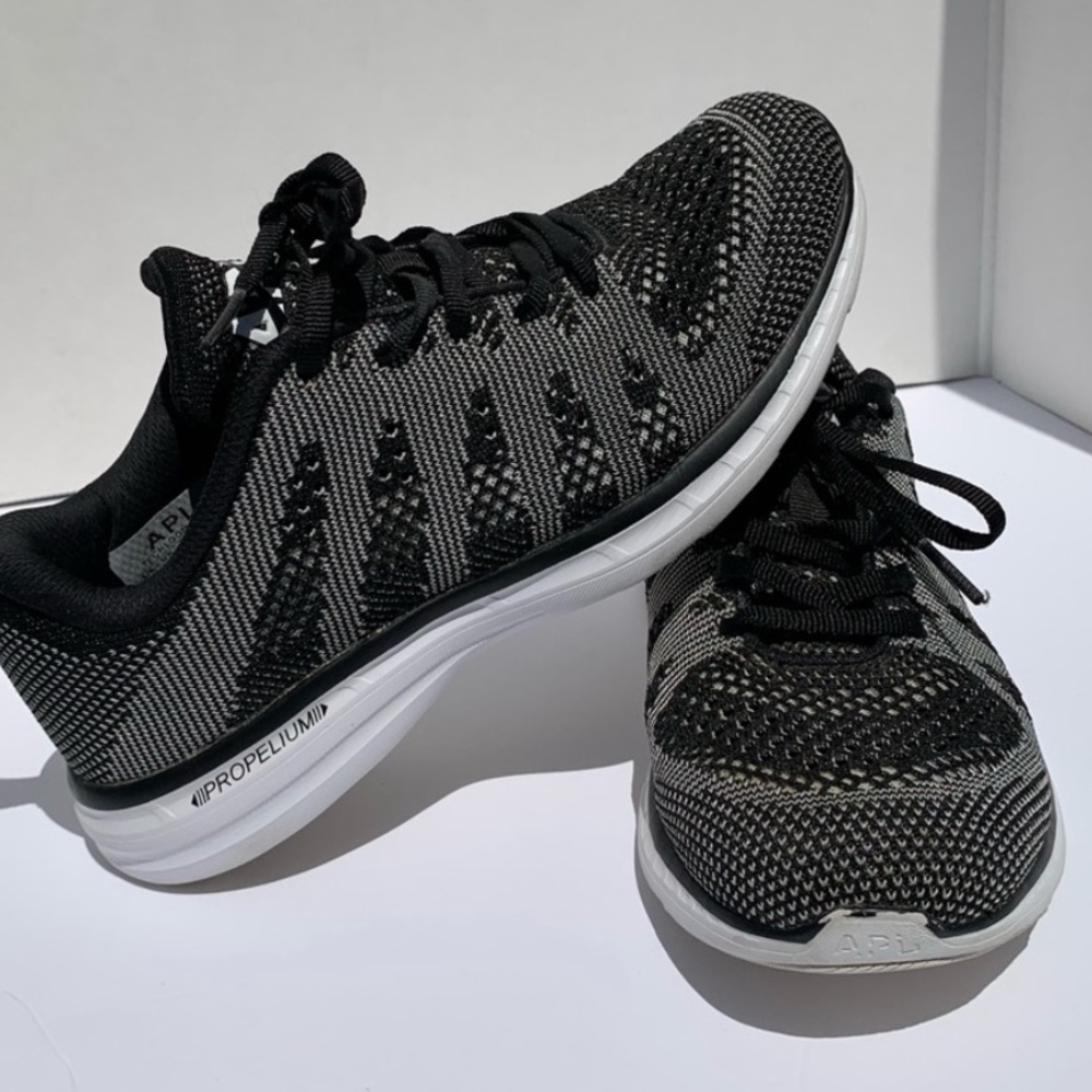 APL Sneakers, Size 7